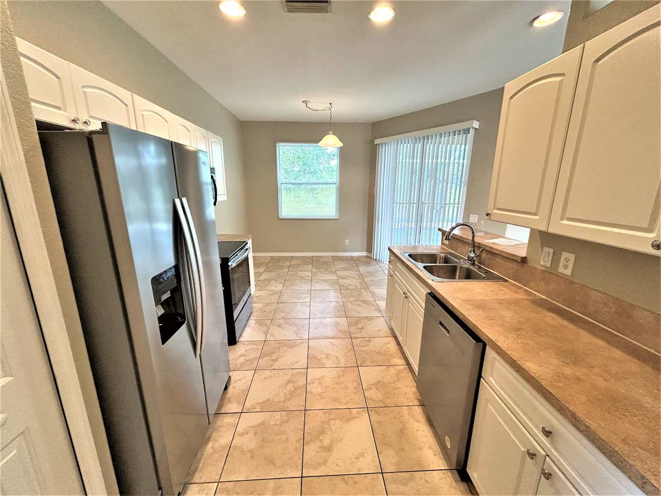 4459 Cinderella Cir photo 4