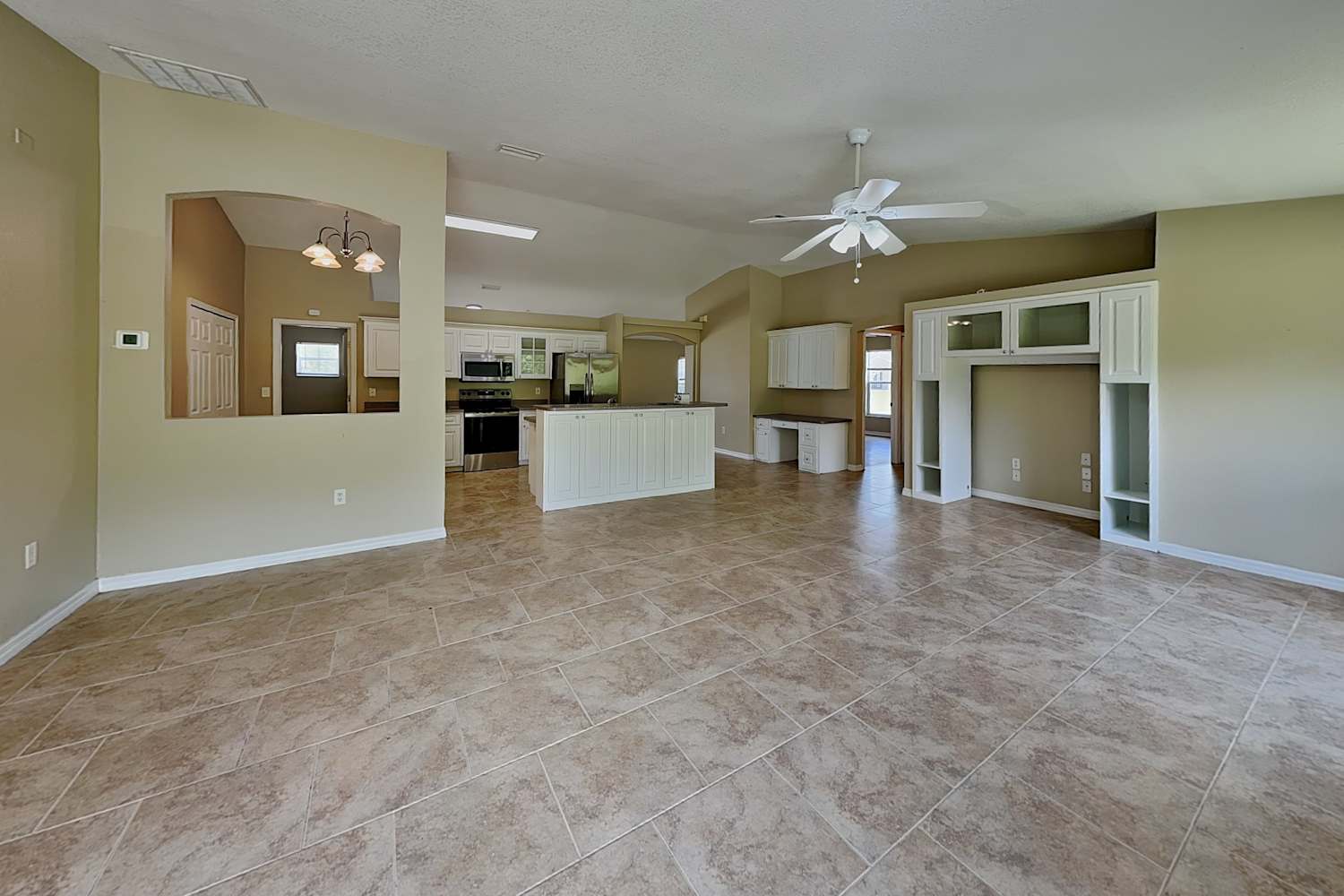5387 Hader Rd photo 4