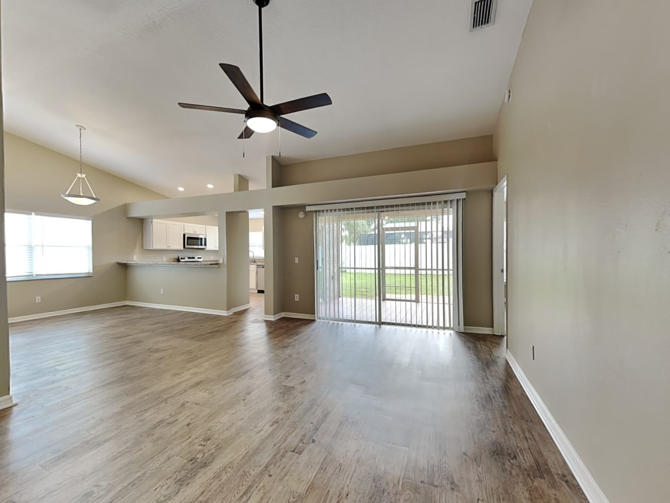 1215 Tiger Wood Ct photo 3