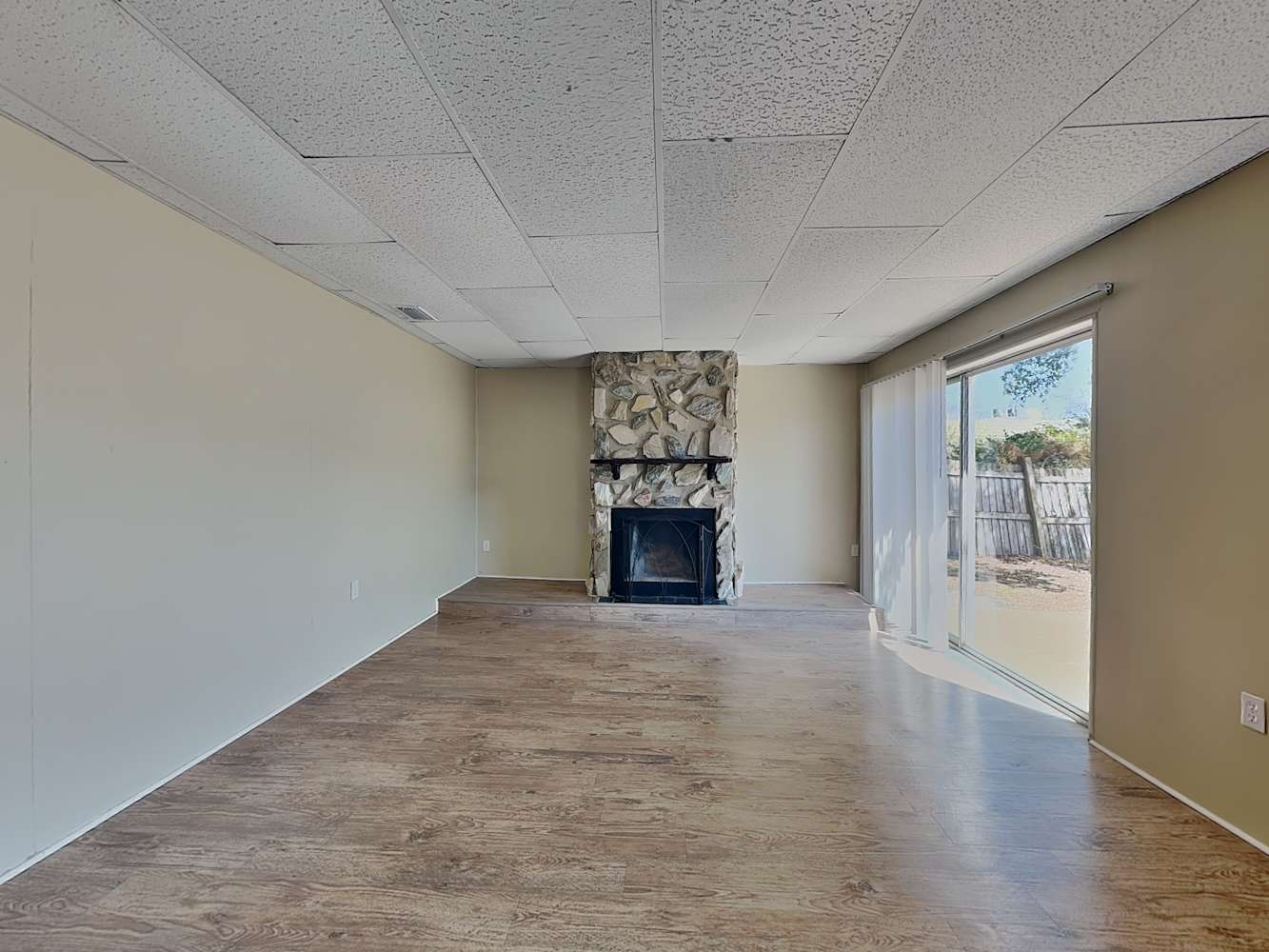 2209 Curtis Dr S photo 5