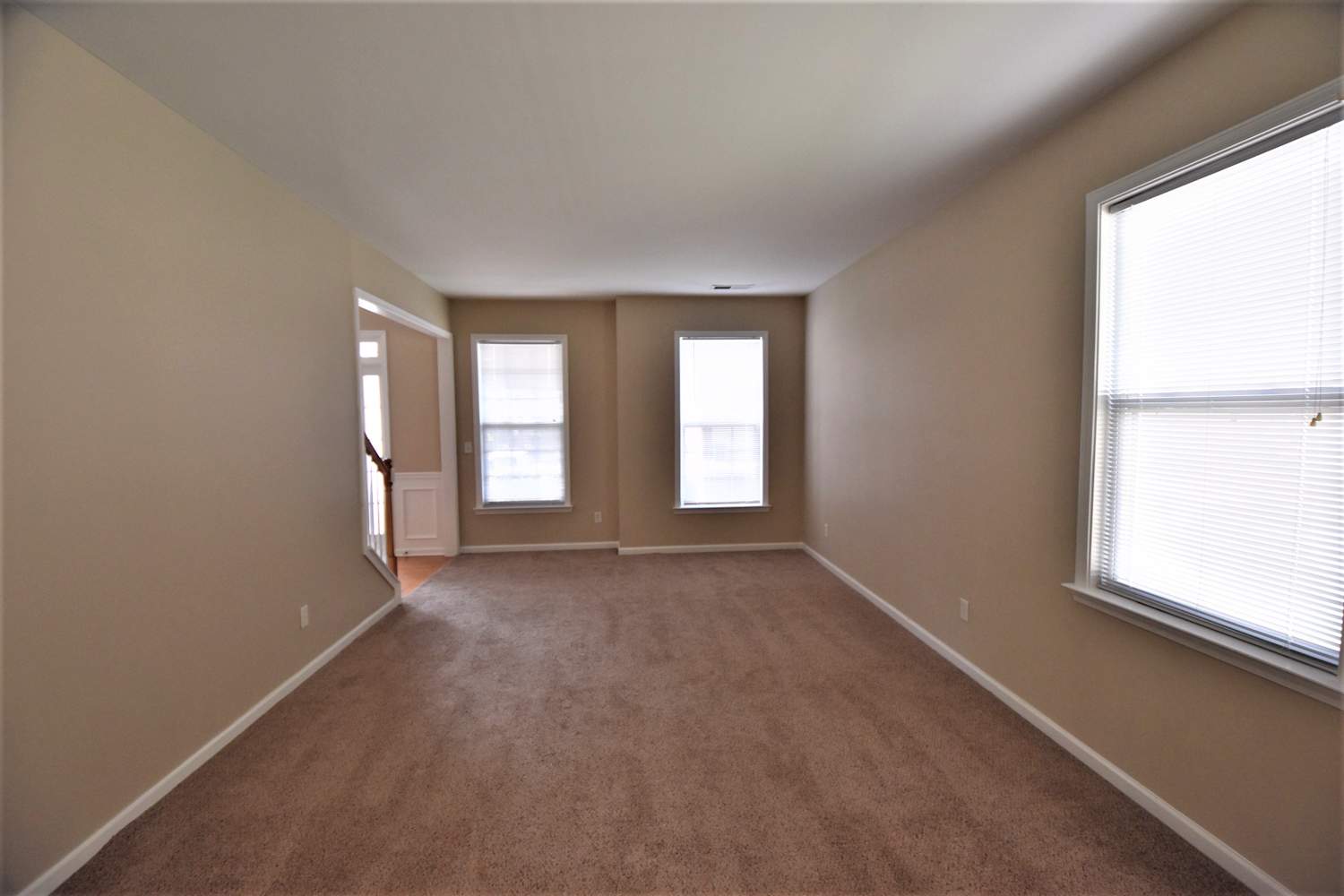 7282 Madison Cir photo 2