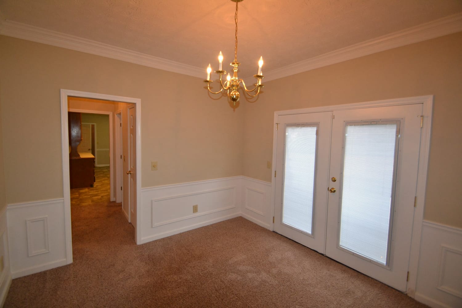 2860 Summit View Ct photo 3