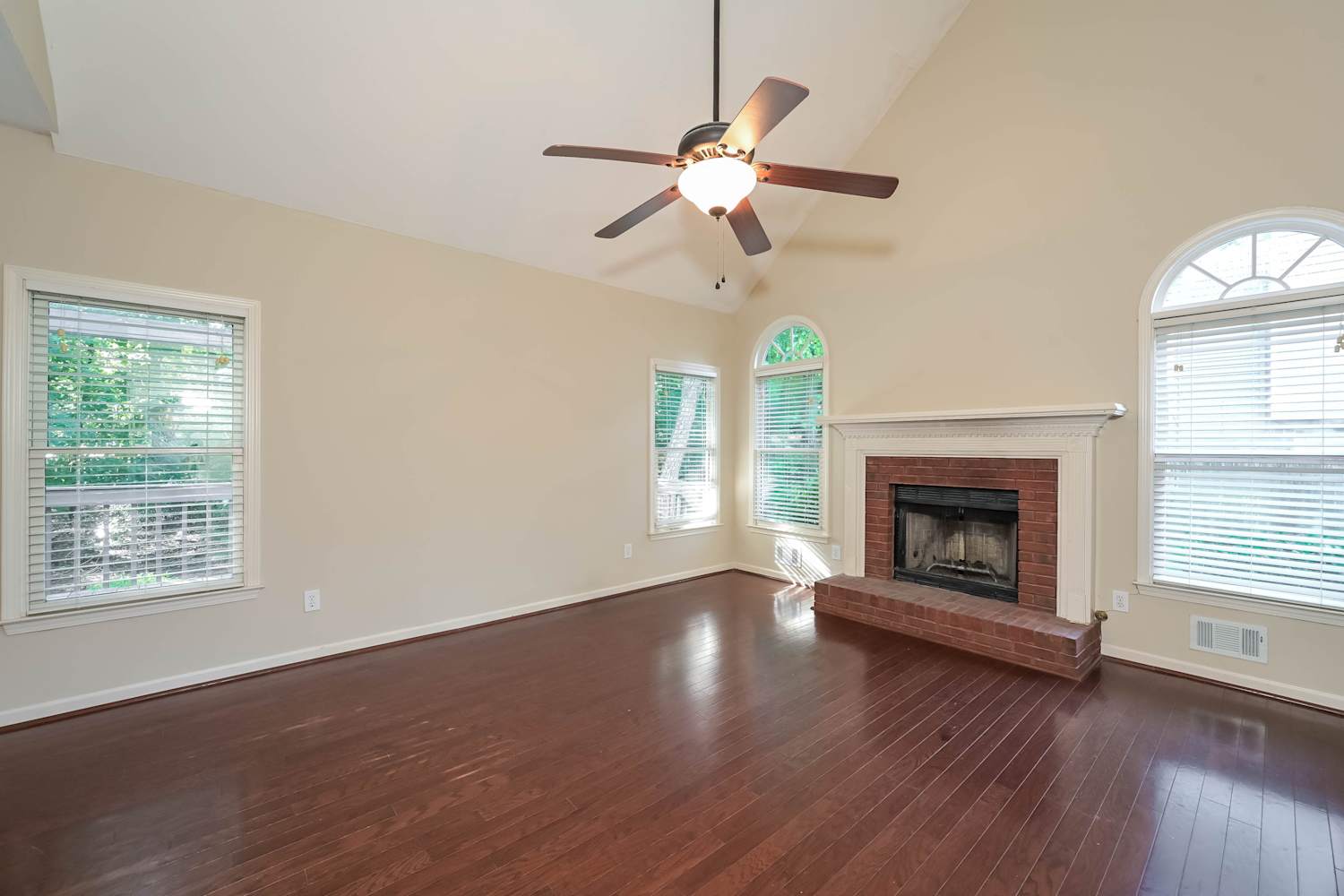 1624 Creek Mill Trce photo 5