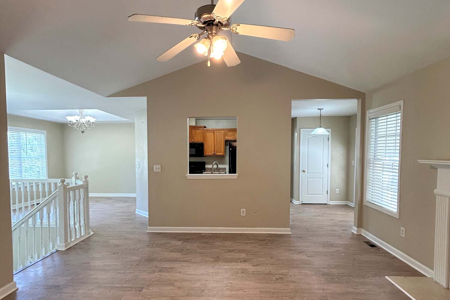 158 Georgias Ln photo 5
