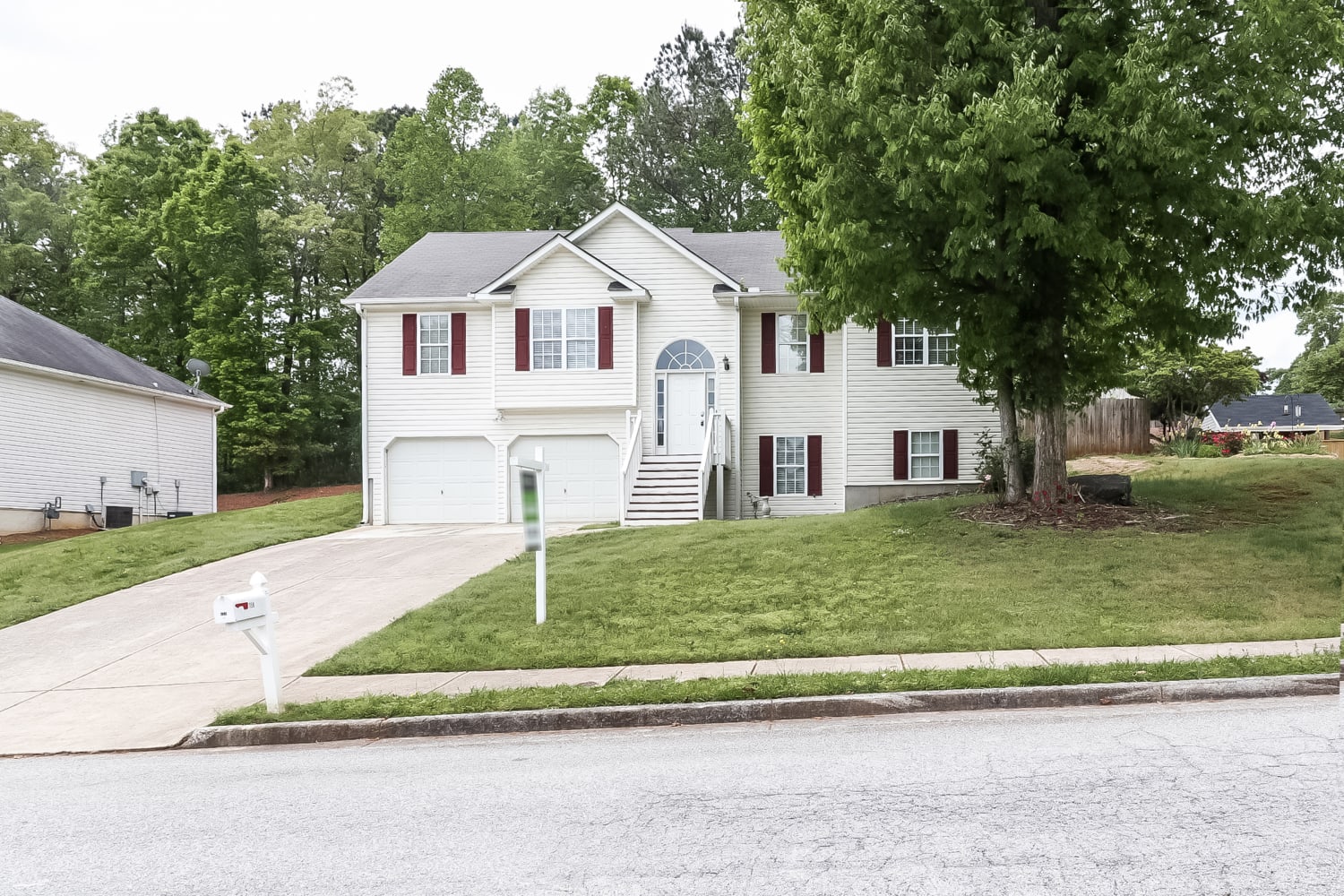 158 Georgias Ln photo 2
