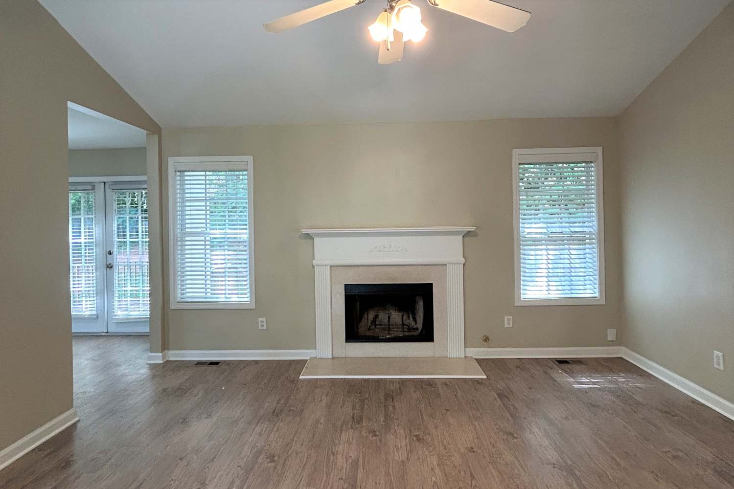 158 Georgias Ln photo 4