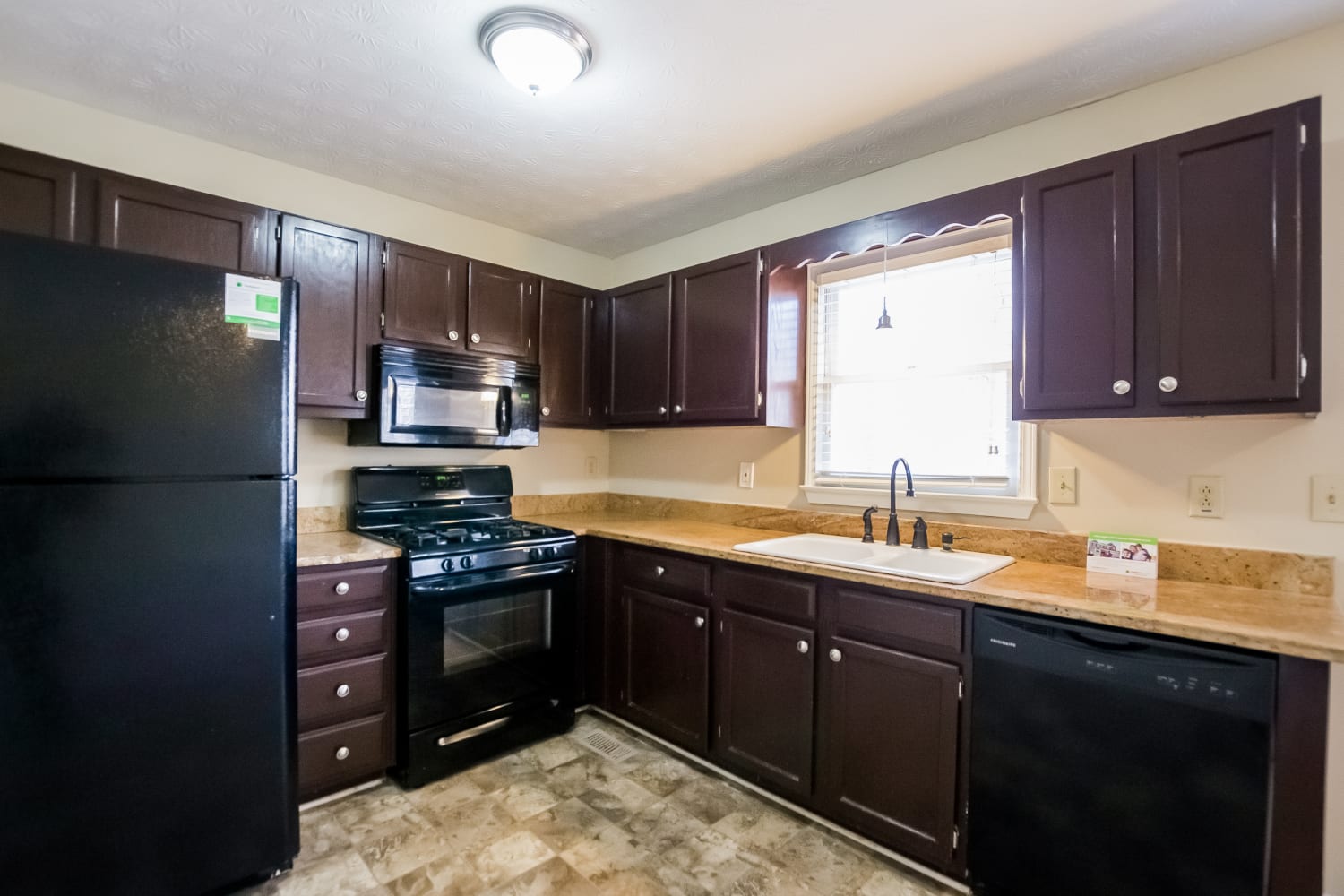 40 Oak Landing Ln photo 5