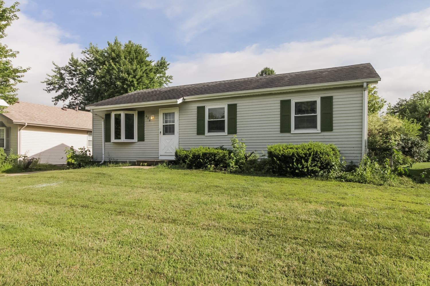606 Cherrywood Dr photo 3
