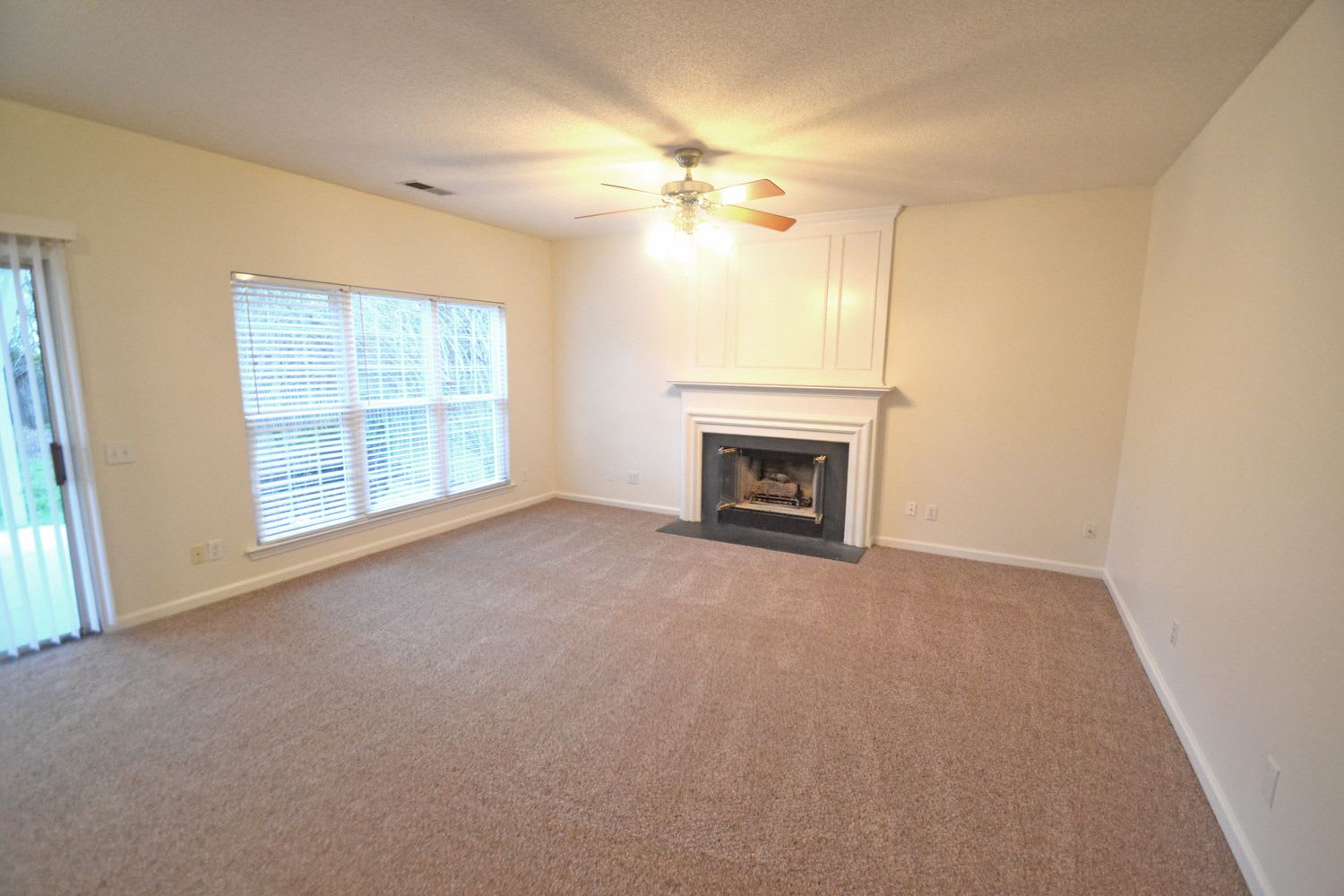 13410 Kibworth Ln photo 2