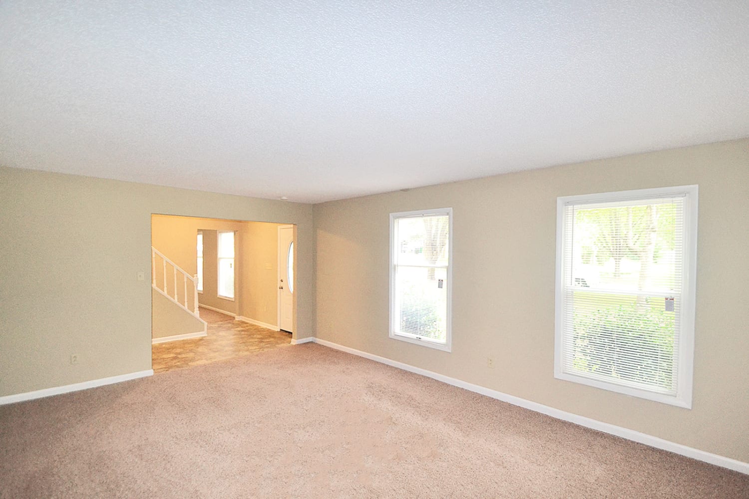 7241 Connan Ln photo 2