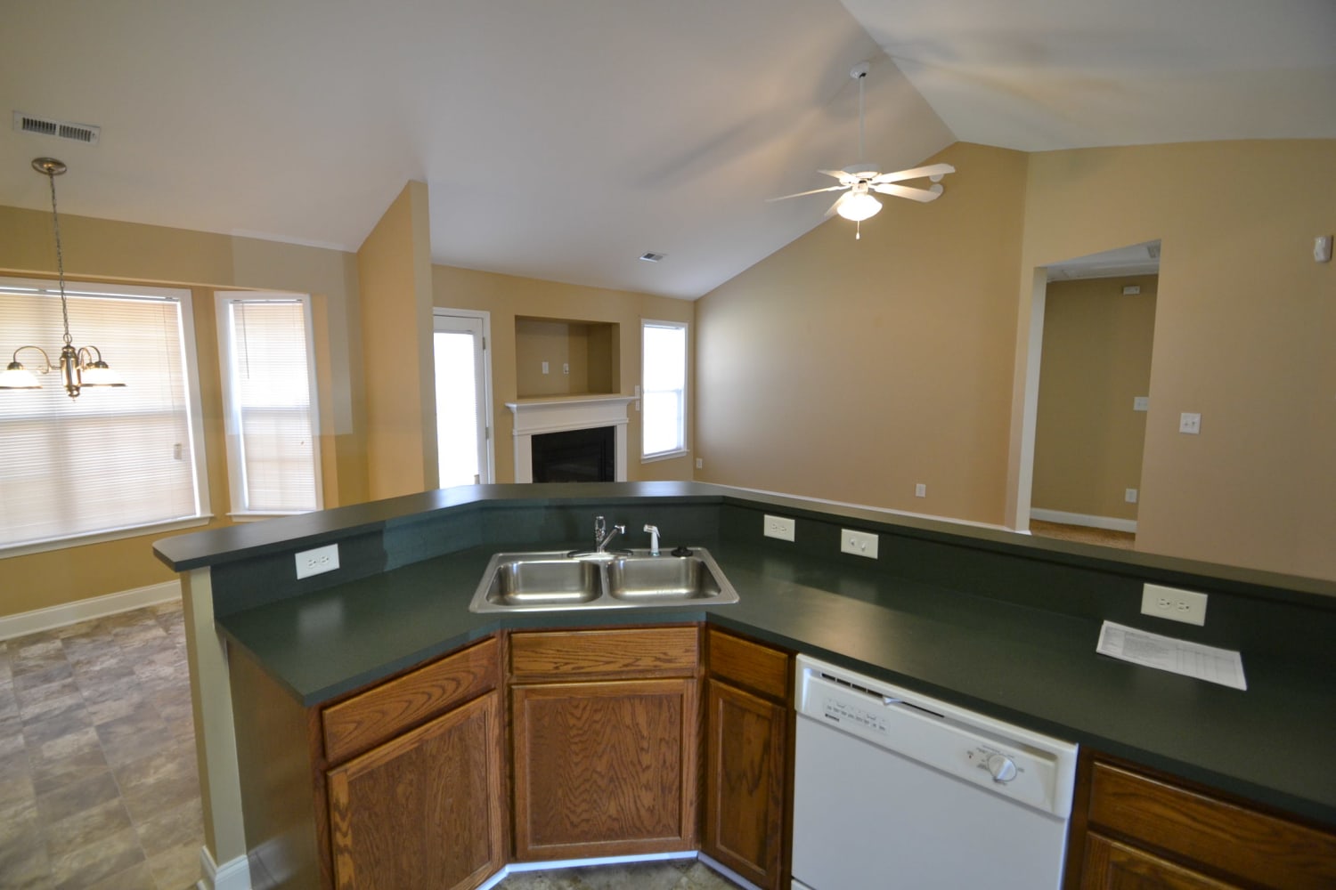 2730 Stagbuck Dr photo 4