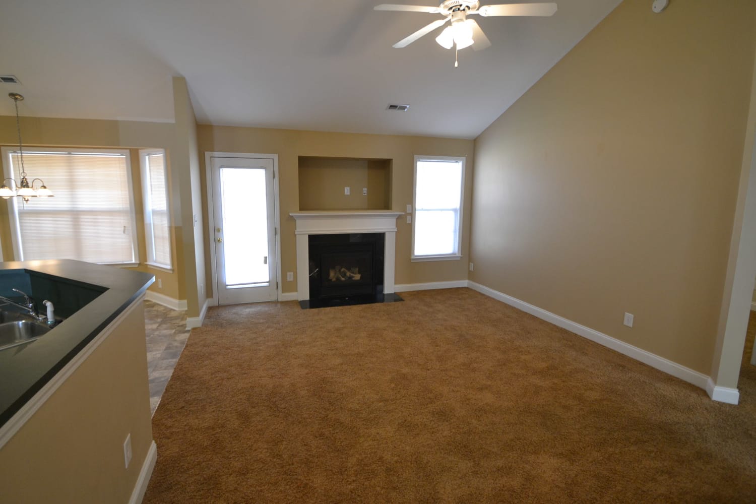 2730 Stagbuck Dr photo 2