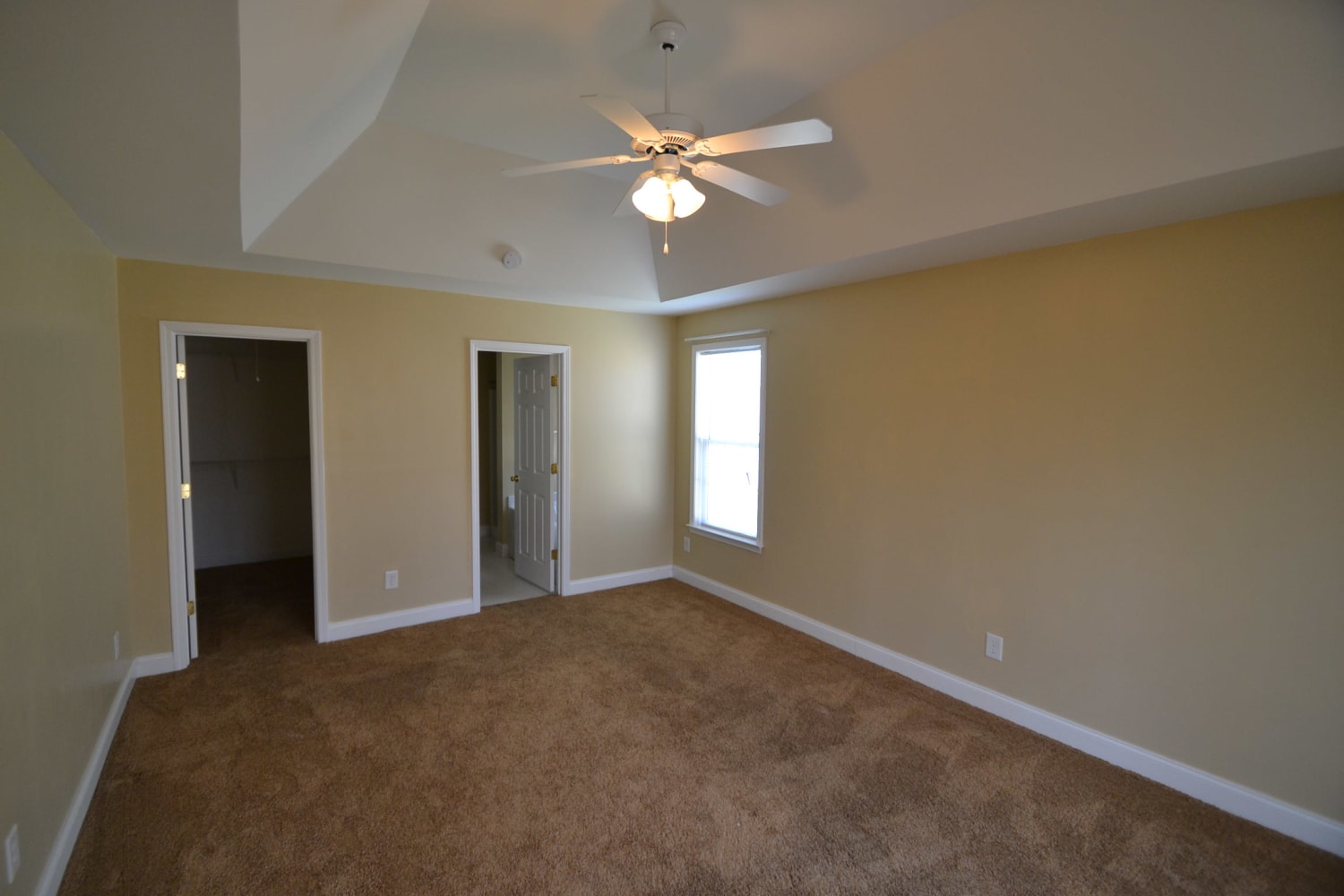 2730 Stagbuck Dr photo 5