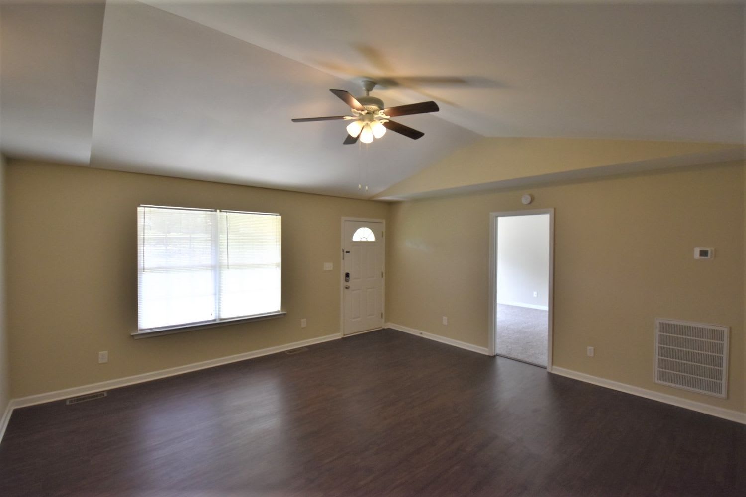 2317 Cricket Ln photo 2