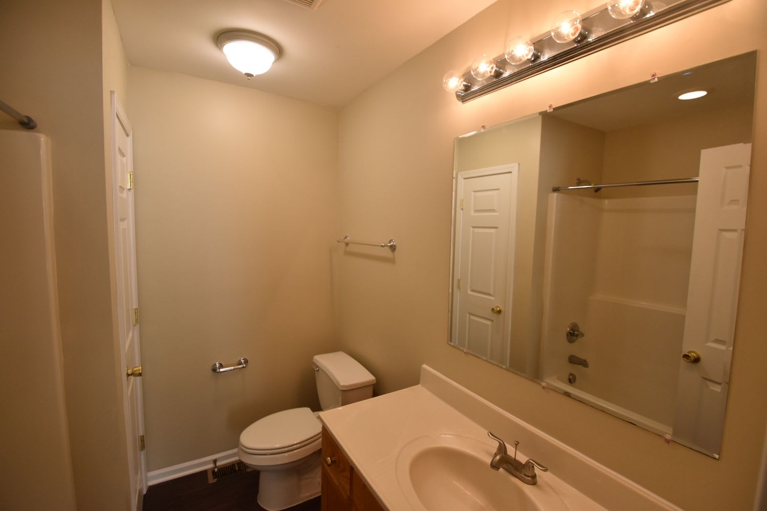 2317 Cricket Ln photo 5