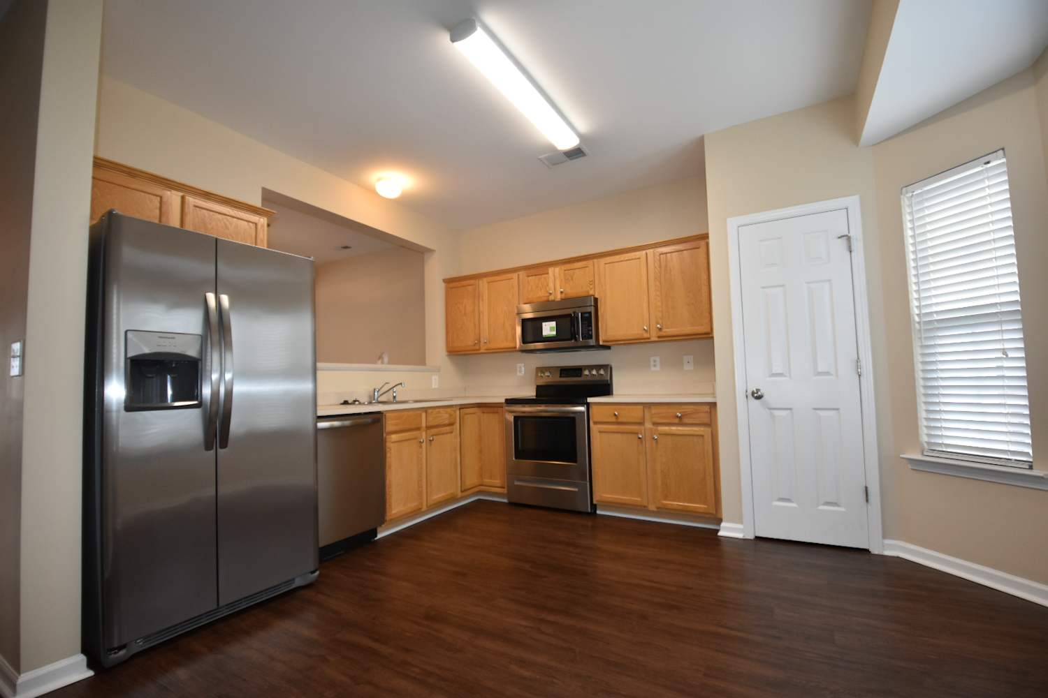 9238 Washam Potts Rd photo 4