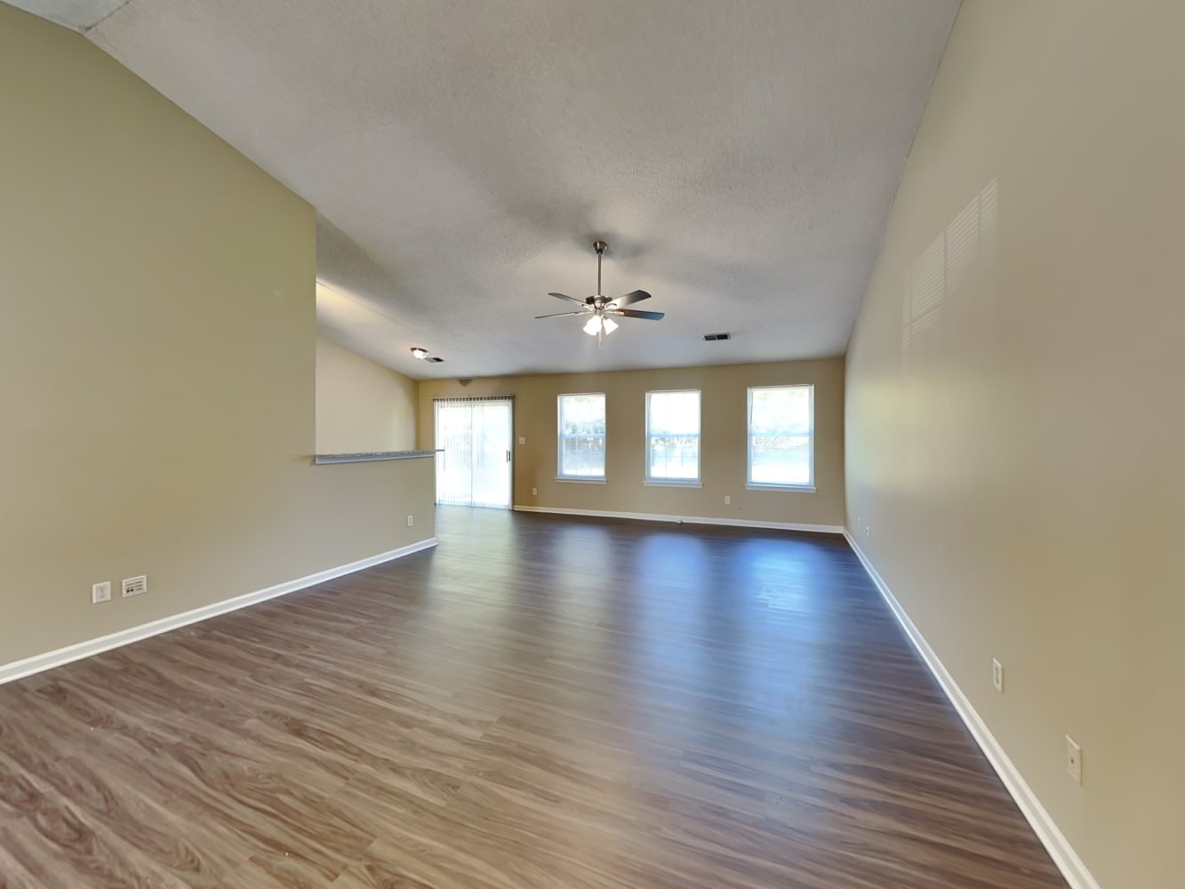 5150 Avening Ct photo 4