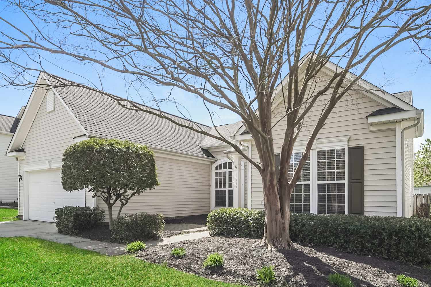 11908 Creek Turn Dr photo 3