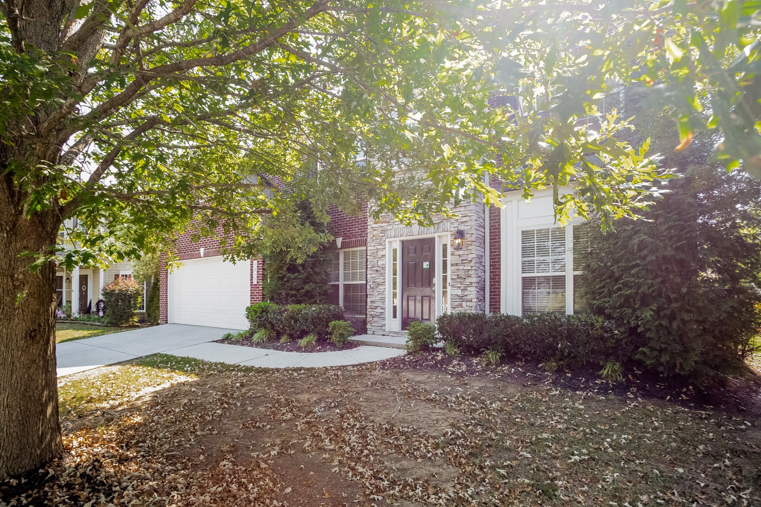 5817 Lindley Crescent Dr photo 3