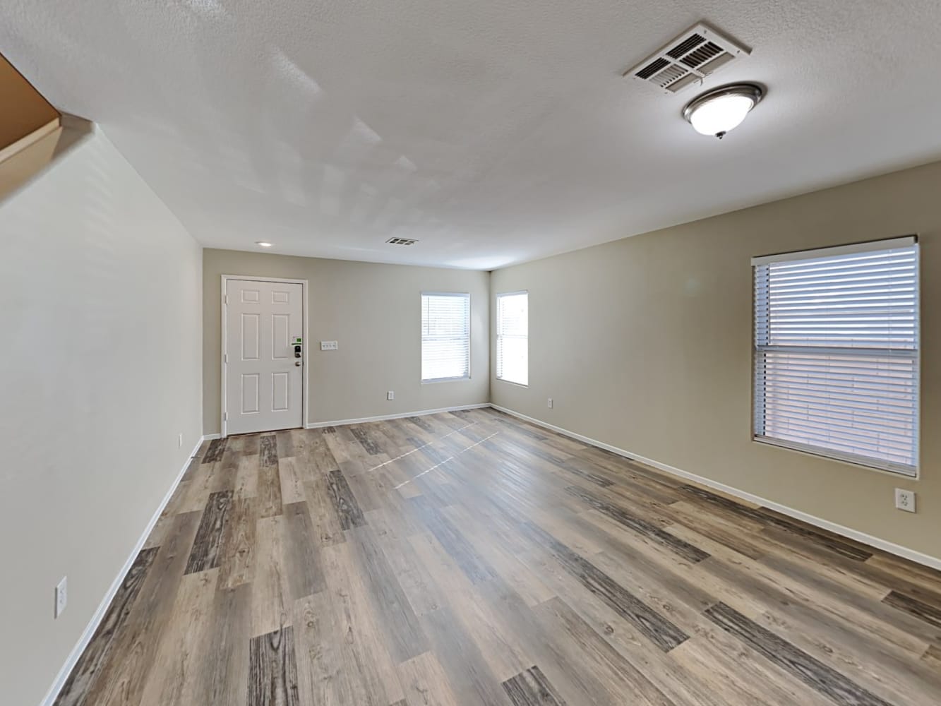 6055 Eganridge Ct photo 5