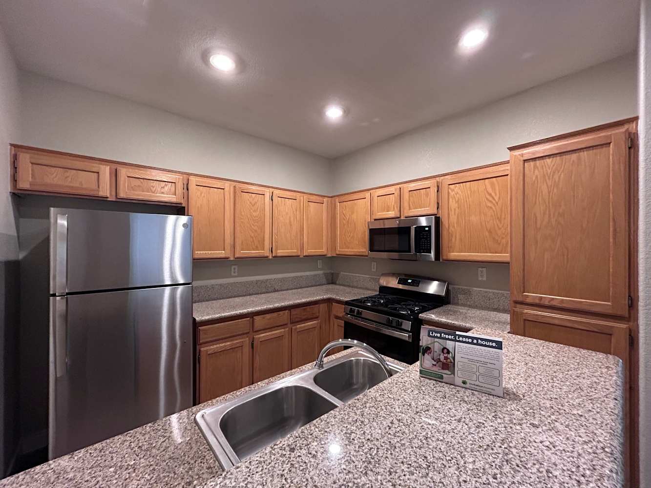1201 Valerio Ln photo 4