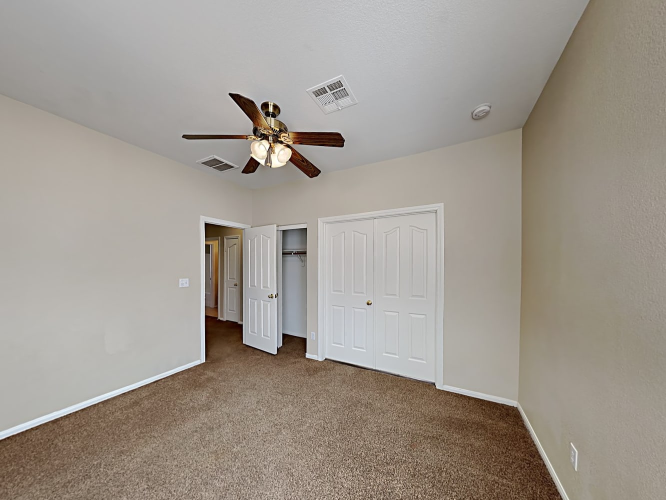 948 Country Skies Ave photo 5