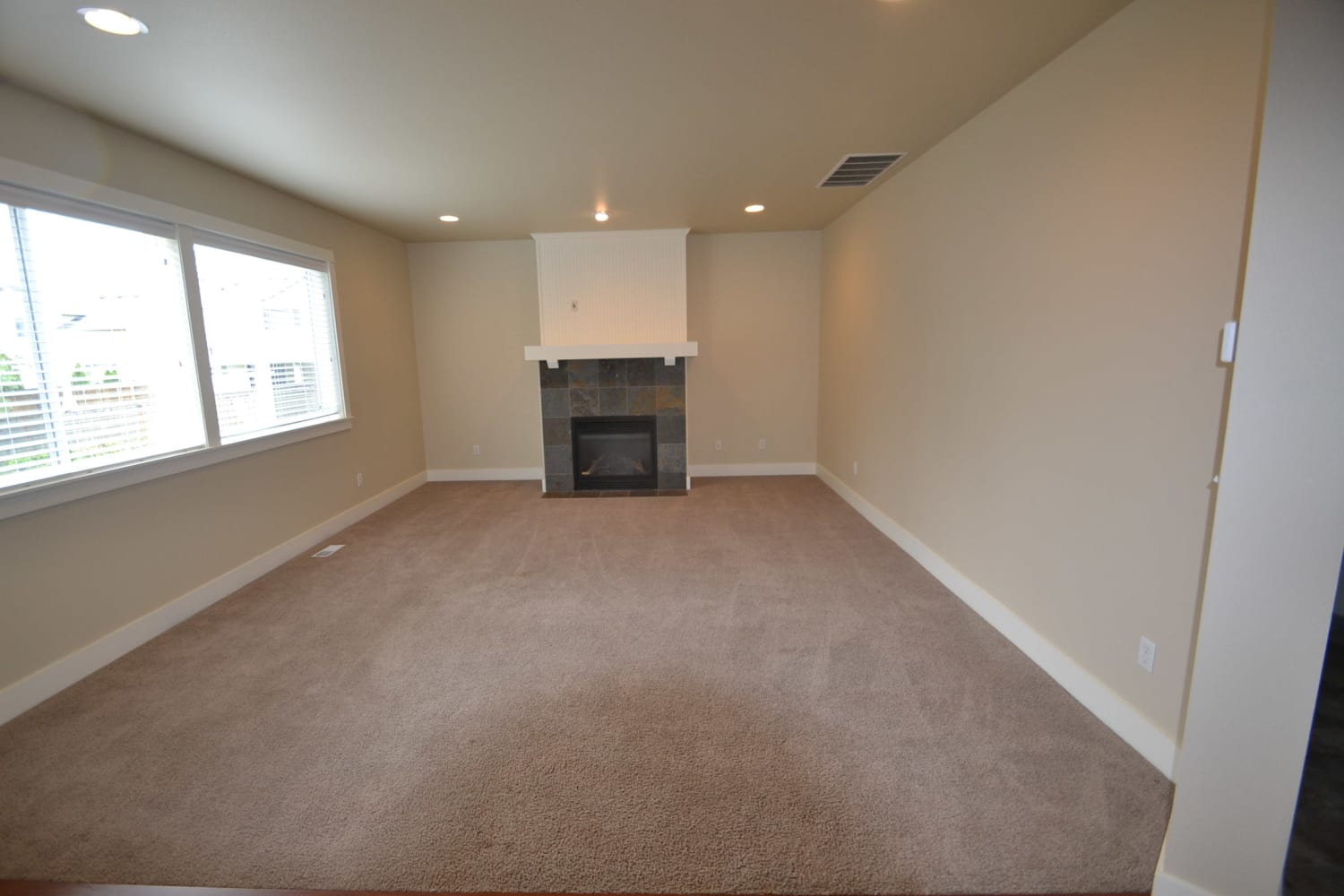 14521 80th Ave E photo 2