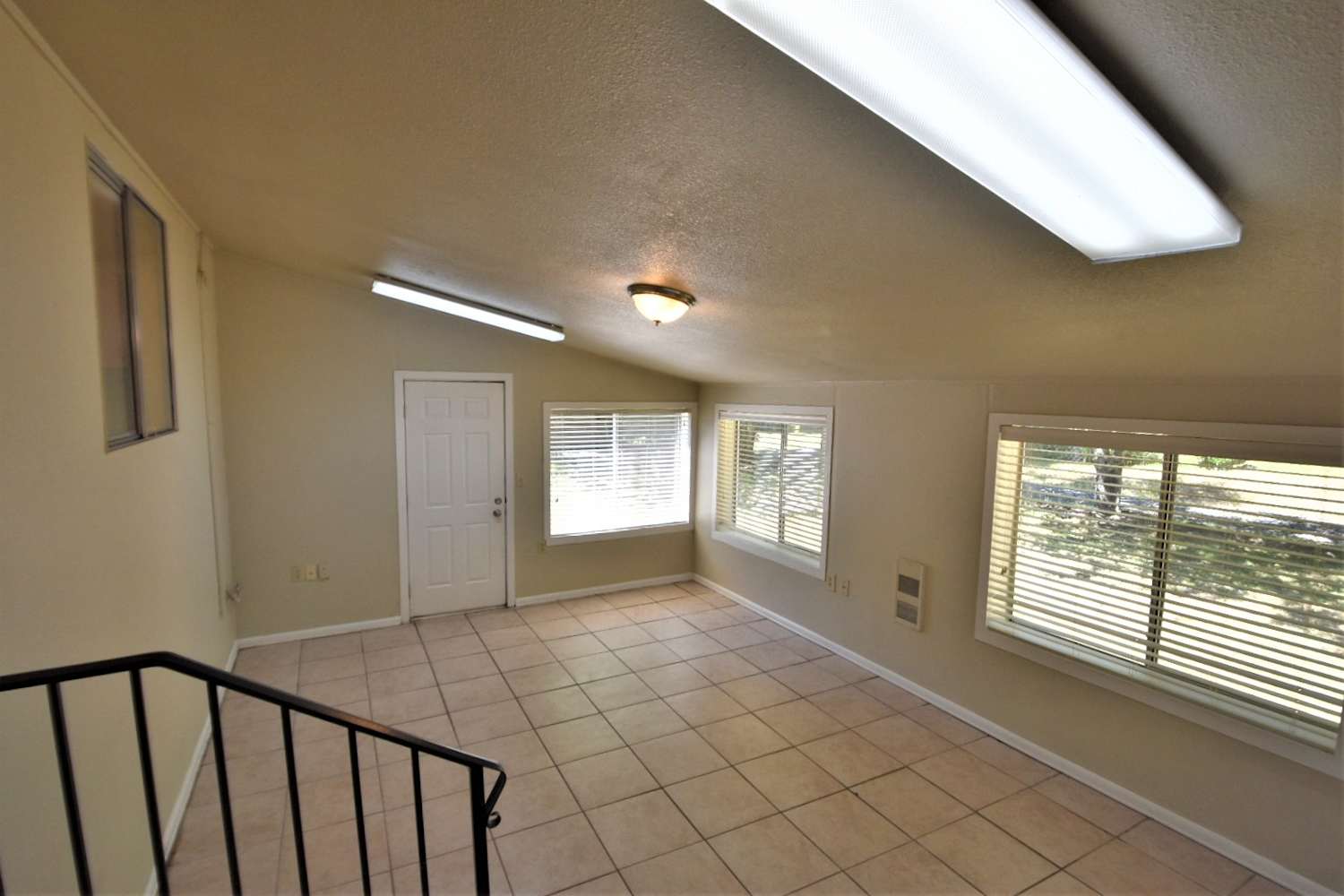 11821 150th Street Ct E photo 3