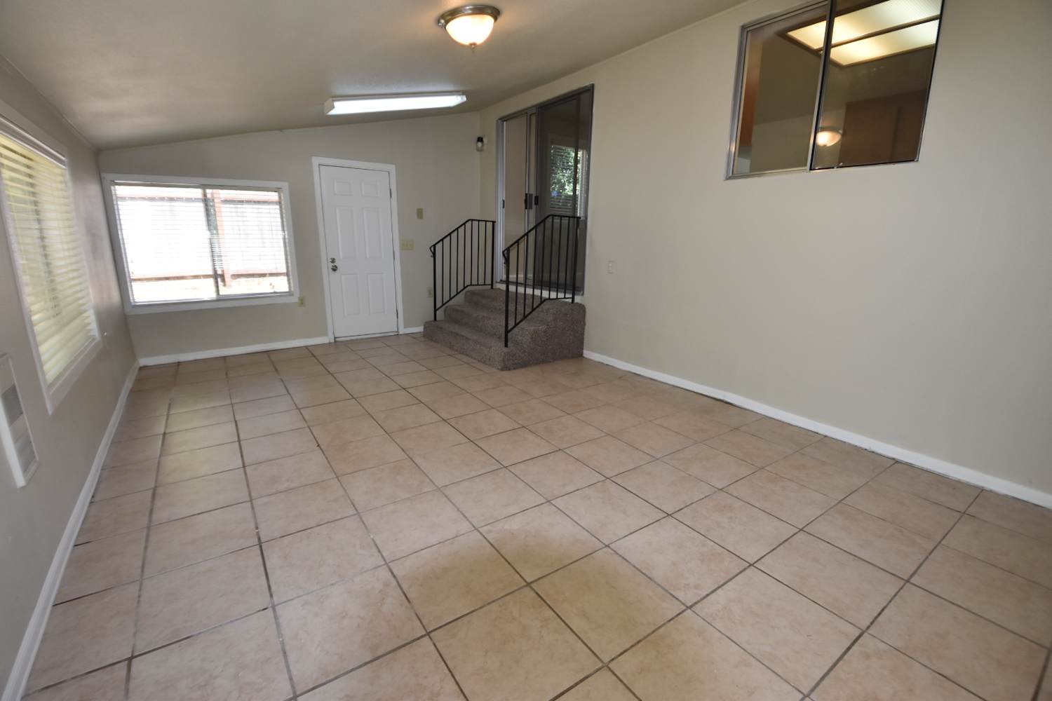 11821 150th Street Ct E photo 4