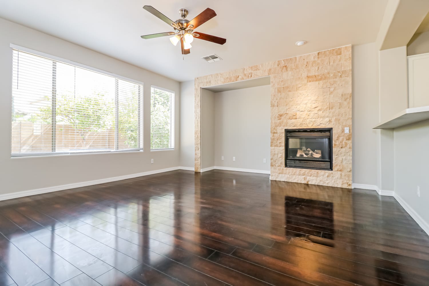 15280 W Redfield Road photo 5