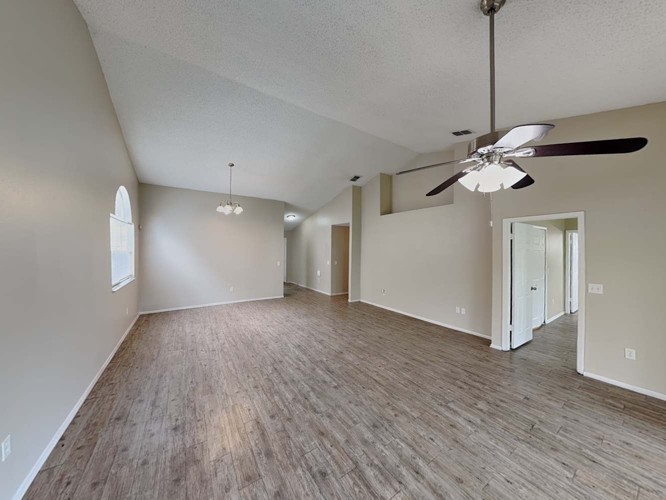 2742 Falling Tree Cir photo 4