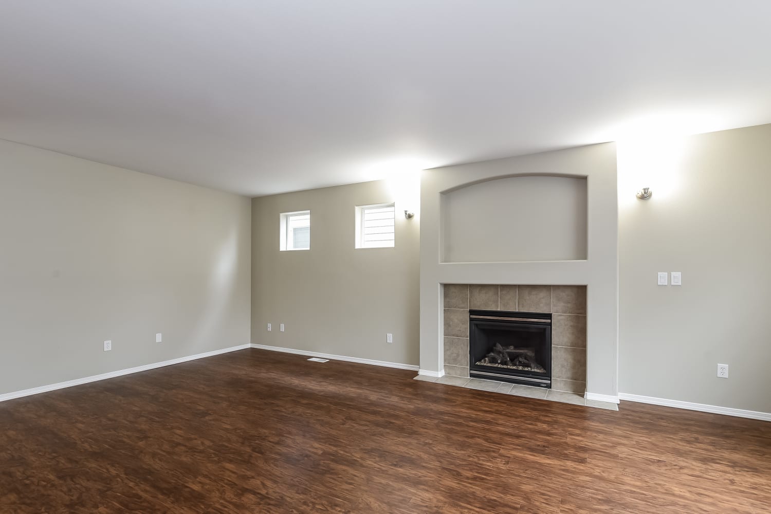18133 96th Ave E photo 2