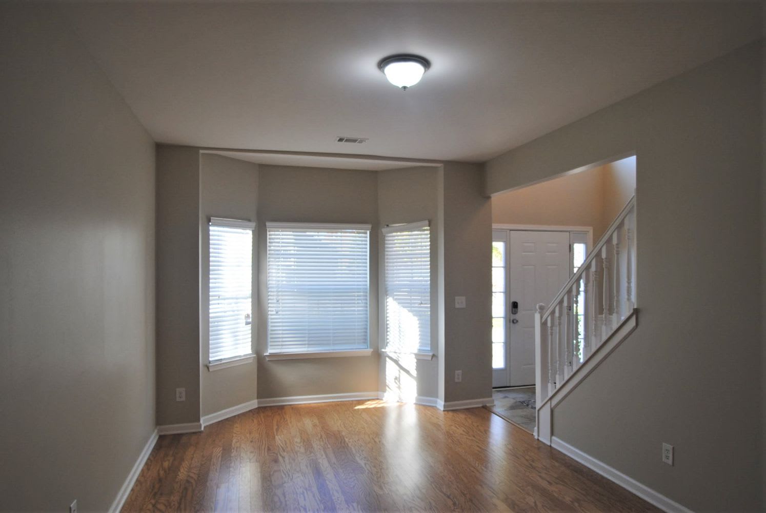 434 Farmwood Way photo 2