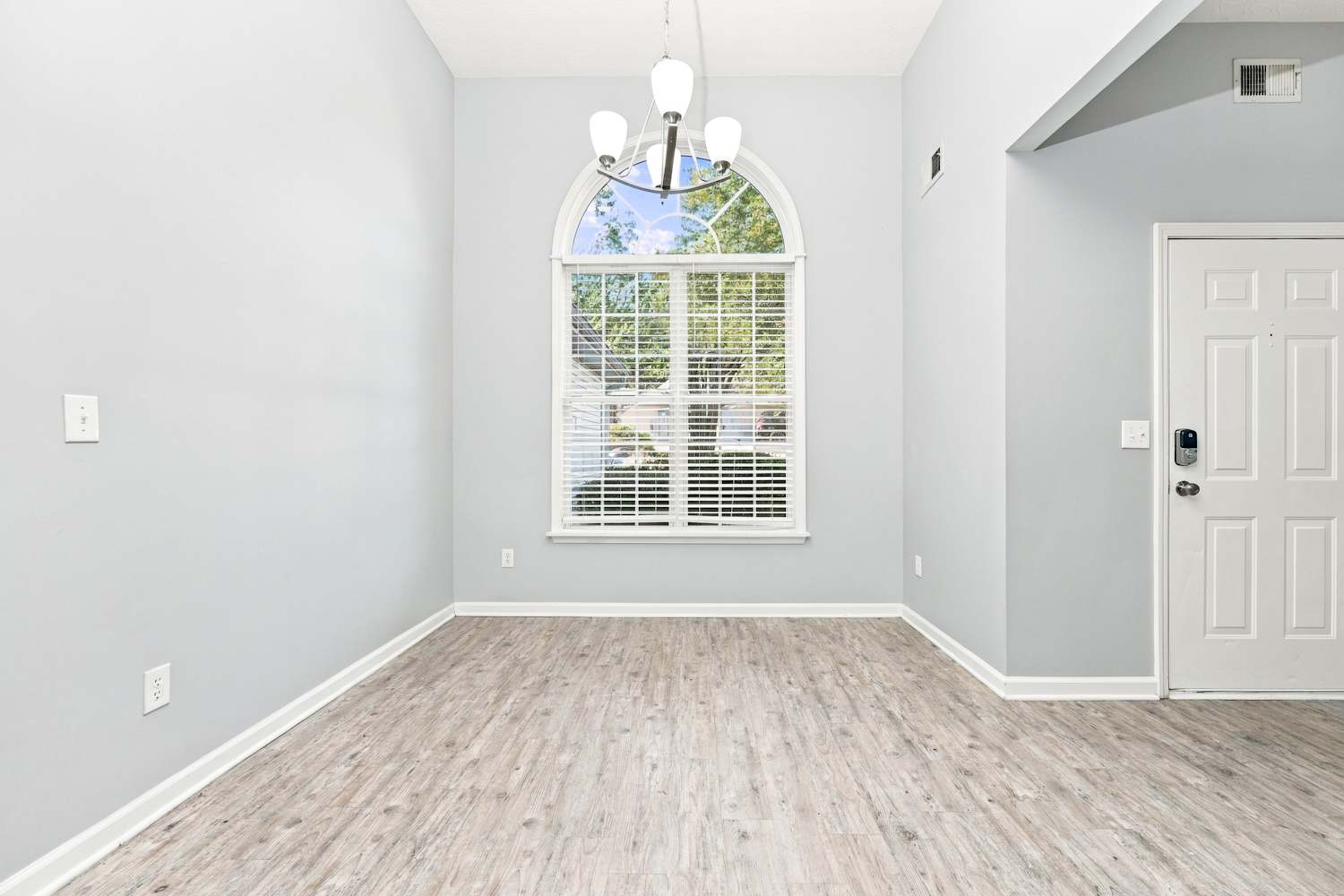 4528 Ashlyn Rebecca Dr photo 5
