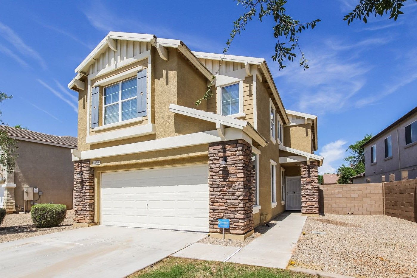 14758 W Columbine Dr photo 2