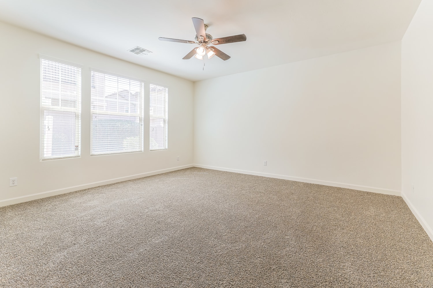 1375 S Moccasin Trl photo 5