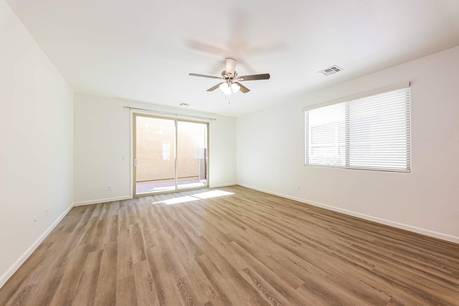3379 E Constitution Dr photo 4