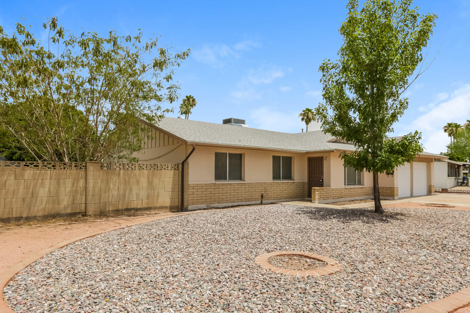 2310 E Riviera Dr Tempe, AZ 85282 photo 4