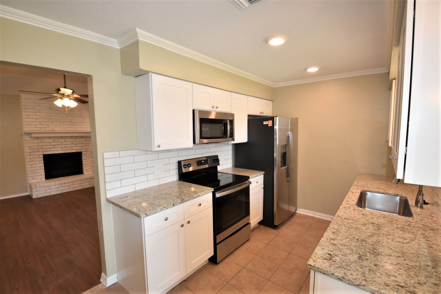 424 Guadalupe Dr photo 5