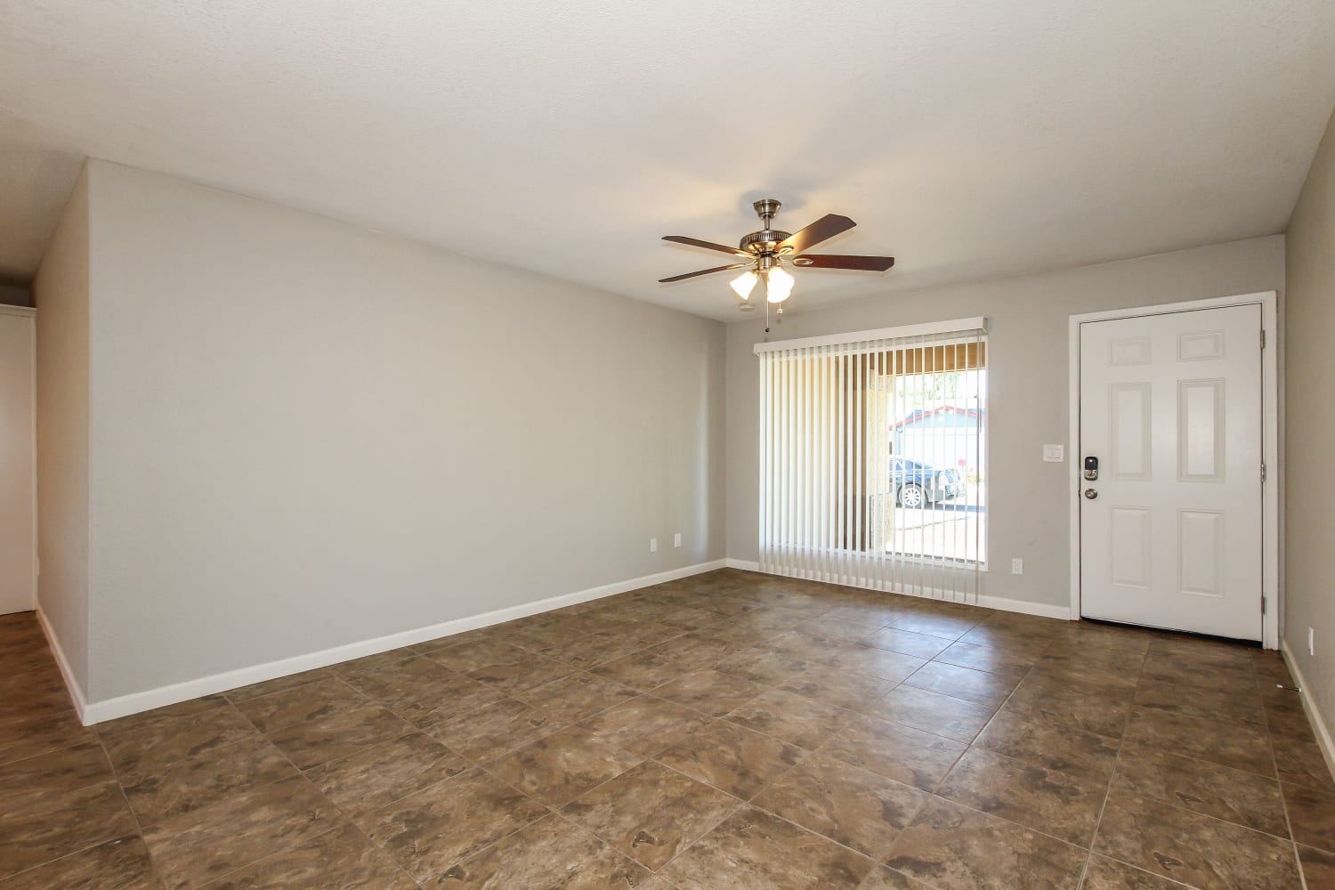 3419 E Angela Dr photo 4