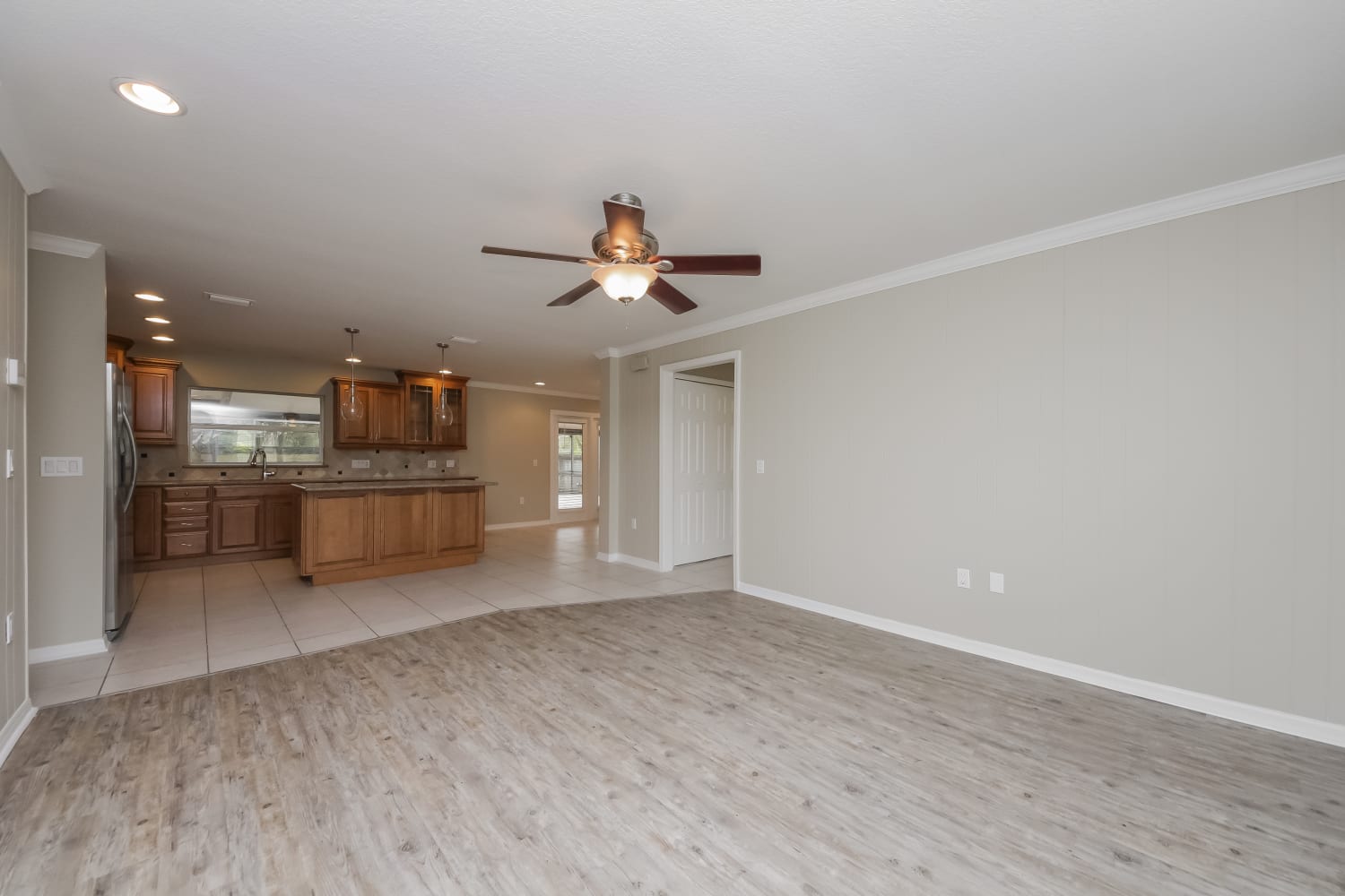 8516 Cedar Cove Ct photo 5