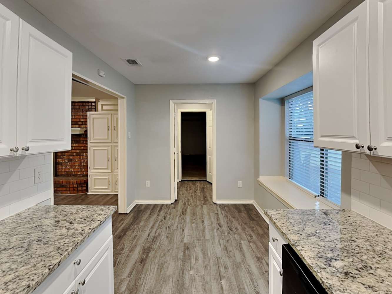 3803 Double Oak Ln photo 5