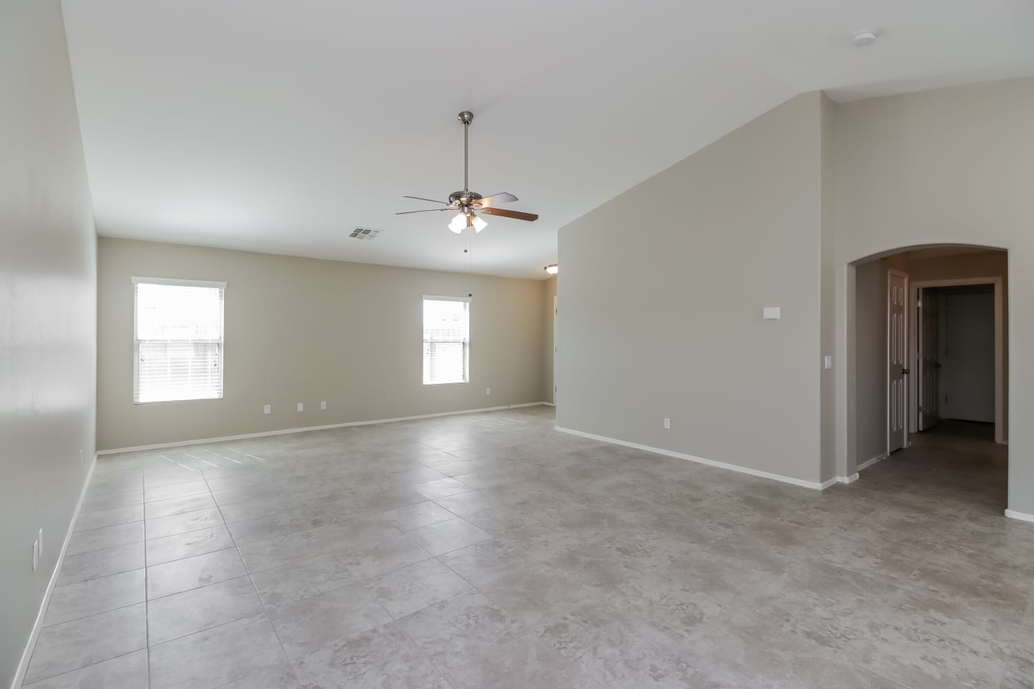 38559 N Dolores Dr photo 3