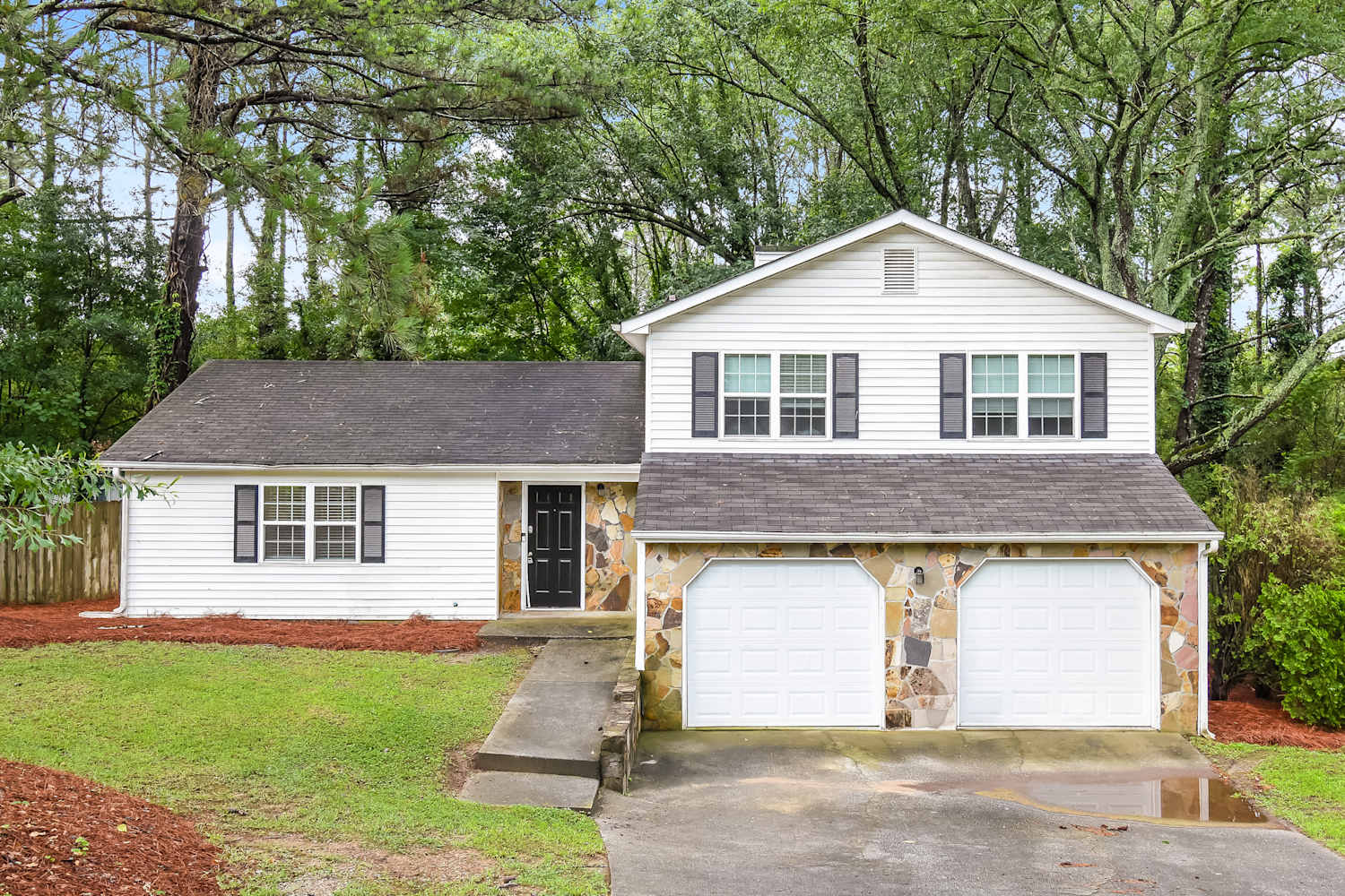 1545 Haynes Ct photo 2