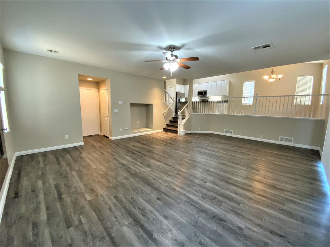 9132 Little Horse Ave photo 4