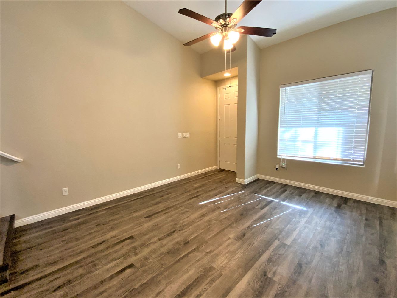 9132 Little Horse Ave photo 2