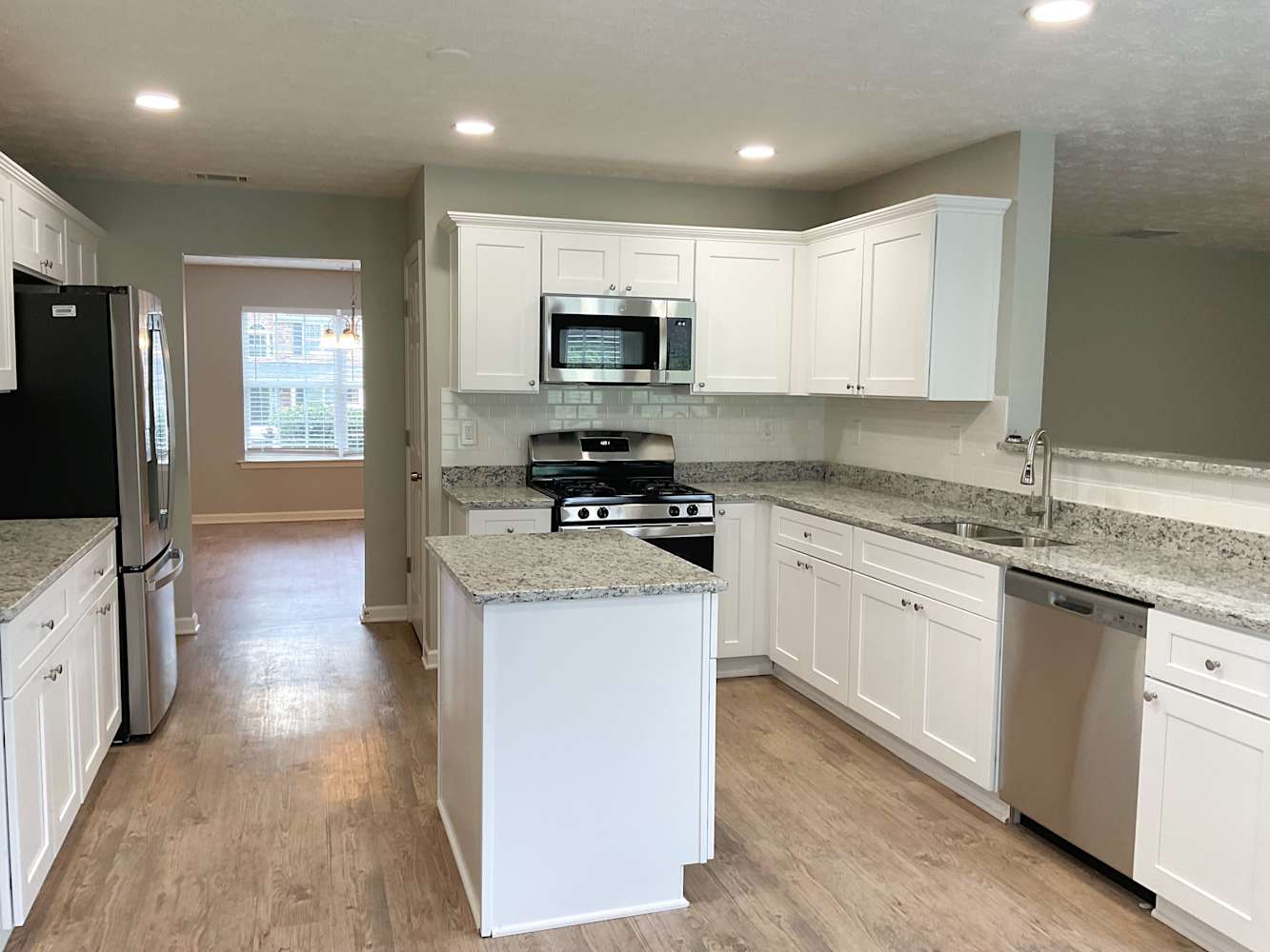 1802 Sydney Mill Ct photo 4