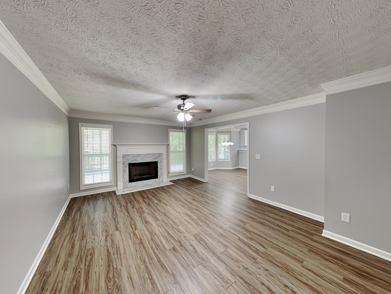 5106 Heritage Oaks Lane SW photo 5
