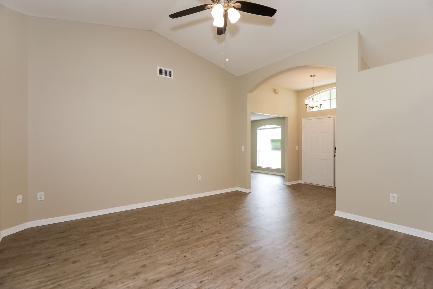 6257 Napa Dr photo 3