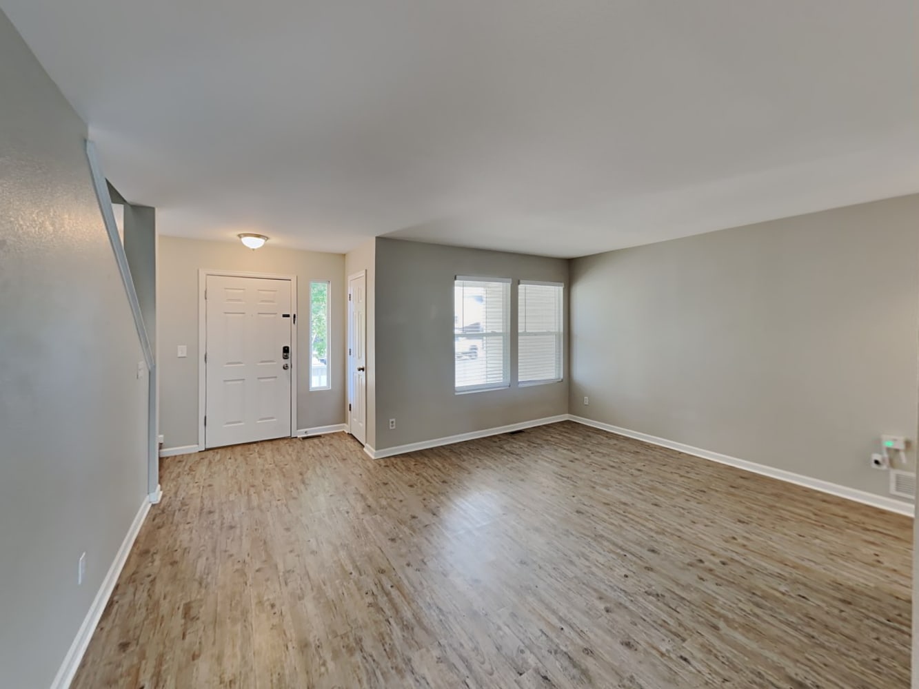 2215 E 126th Way photo 5